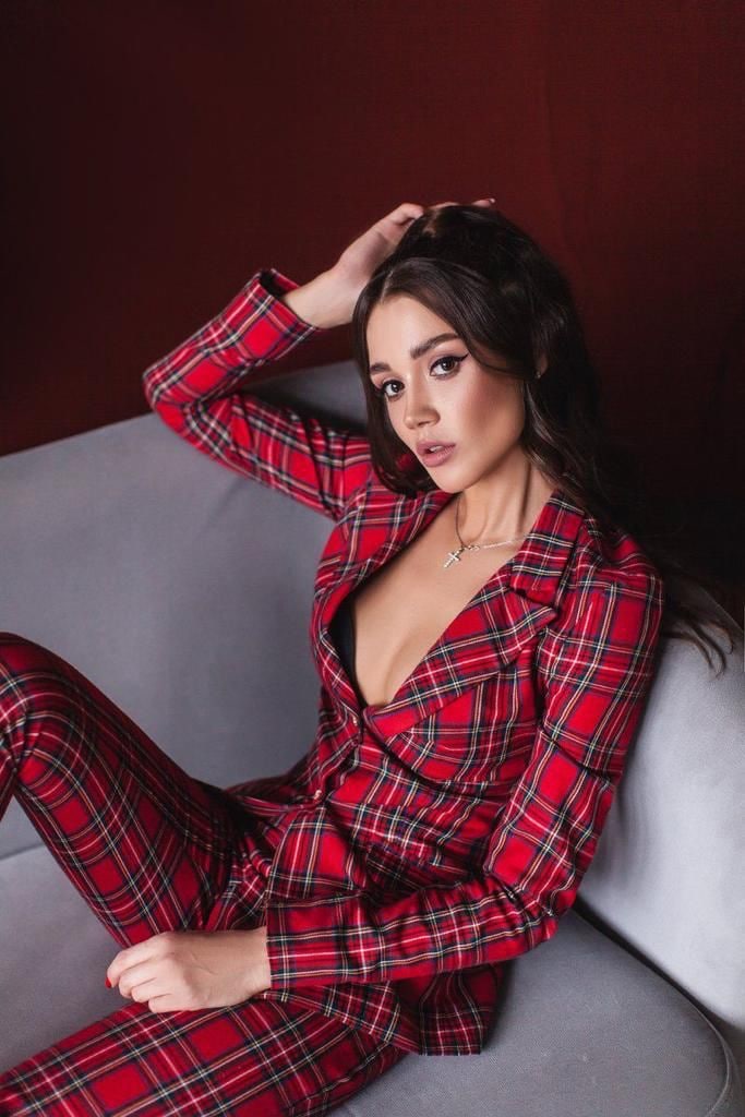 Barbara-in-a-plaid-suit